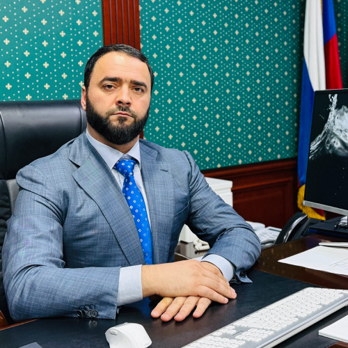 Ахмедов Алиомар Камилович