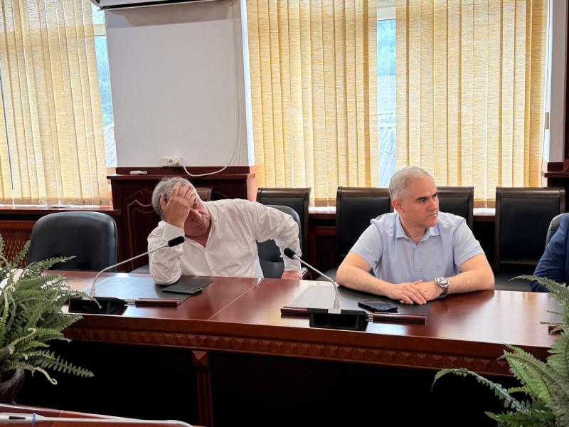 В эти дни в Дагестане работает группа специалистов НМИЦ здоровья Минздрава России под руководством главного специалиста отдела управления и аналитической работы центра Ирины Чащиной